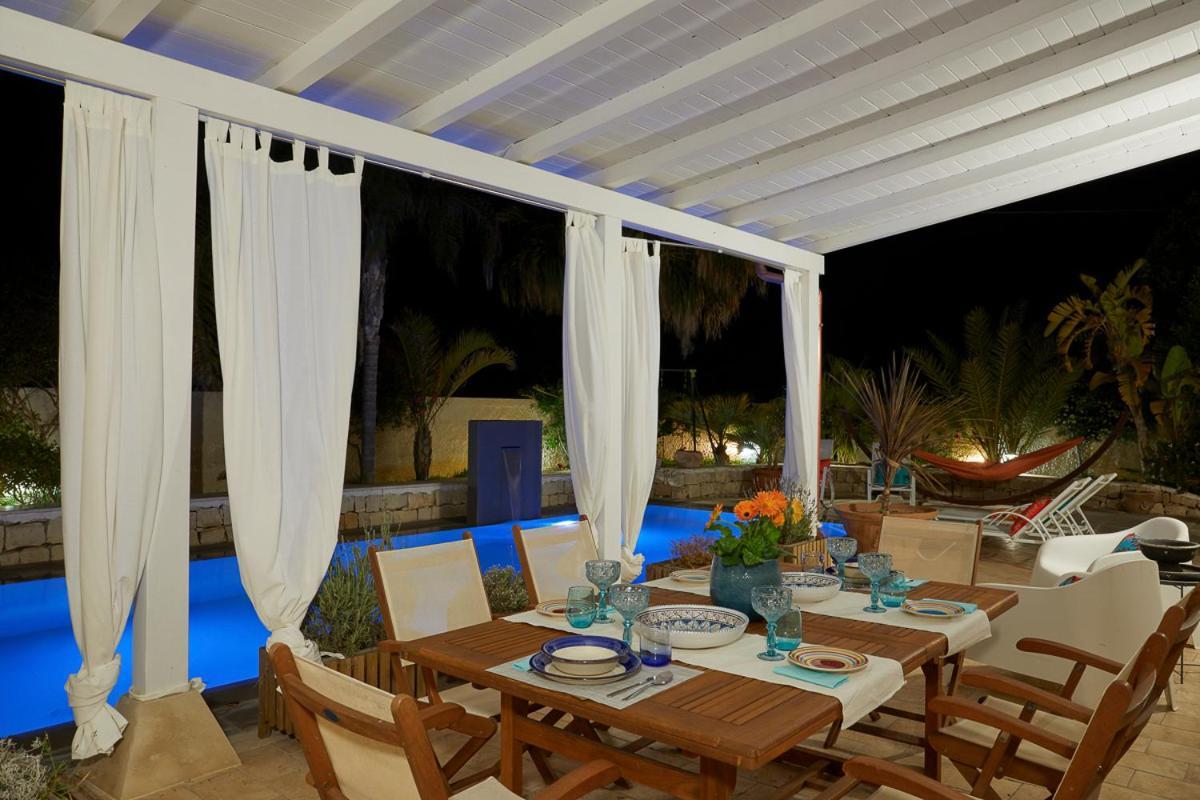 Villa Zamia Con Piscina Санта-Мария-дель-Фокалло Экстерьер фото